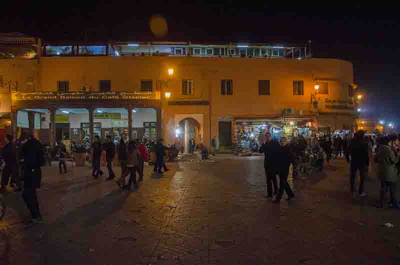44 - Marruecos - Marrakech - plaza Jamaa el Fna - imagen nocturna